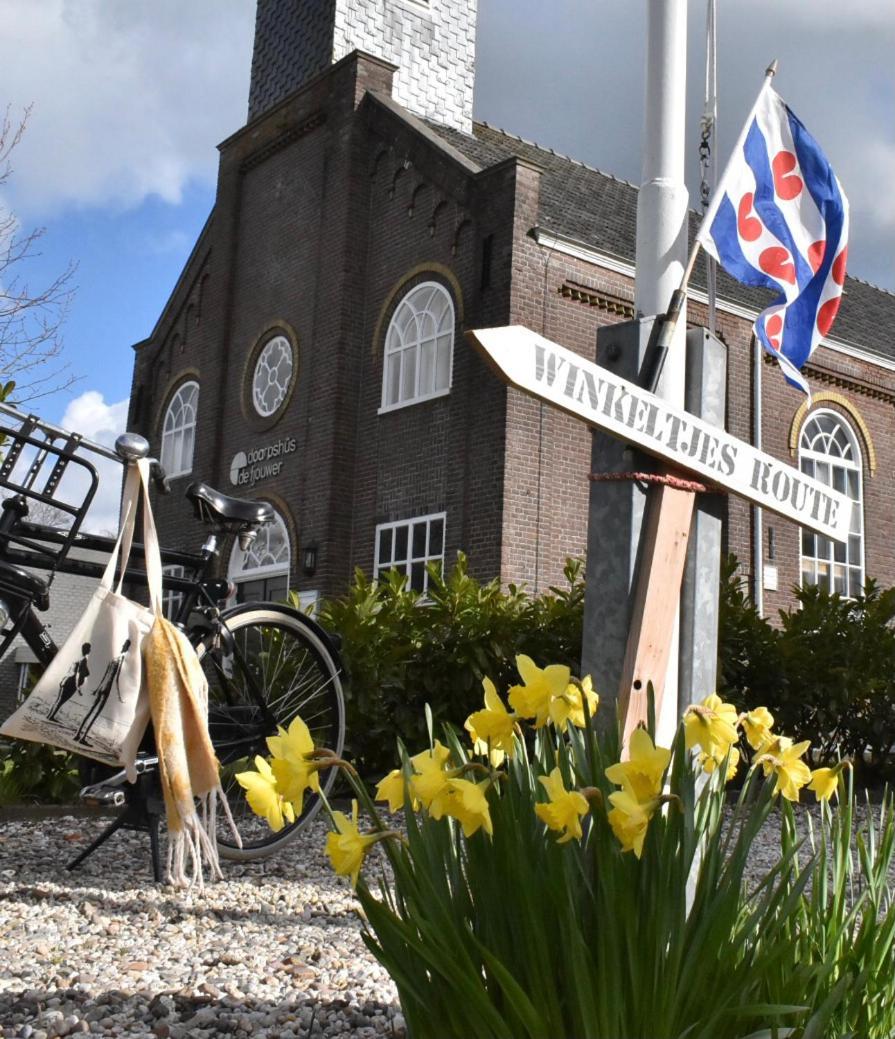 Kerkhotel Bij De Pastorie Reitsum Buitenkant foto