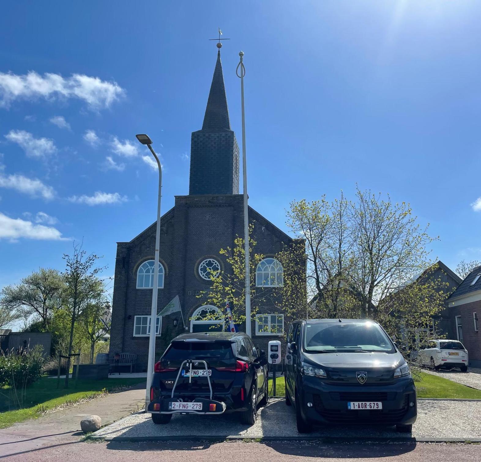 Kerkhotel Bij De Pastorie Reitsum Buitenkant foto